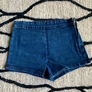 Forever 21 Side Zip Stretch Denim Shorts sz 2